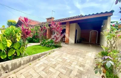 Casa com 3 quartos à venda na Centro, 852, Centro, Peruíbe