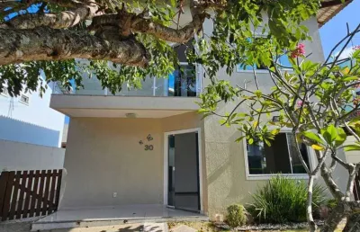 Casa com piscina e espaço gourmet no wilsom teles grenville