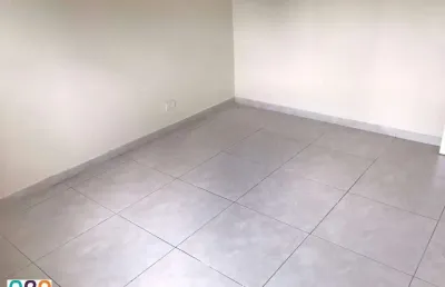 Casa com 2 quartos para alugar na Rua Azevedo Soares, 1525, Vila Gomes Cardim, São Paulo