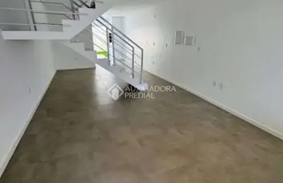 Casa com 2 quartos à venda na do falcão, 209, ingleses do rio vermelho, florianópolis, 133 m2 por r$ 698.000