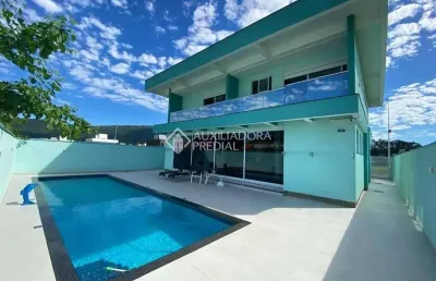 Casa em condomínio fechado com 4 quartos à venda na avenida red park, 980, são joão do rio vermelho, florianópolis, 300 m2 por r$ 2.500.000