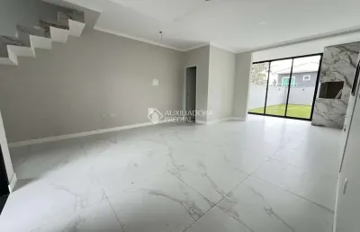 Casa com 3 quartos à venda na rua candido pereira dos anjos, 1, são joão do rio vermelho, florianópolis, 115 m2 por r$ 830.000
