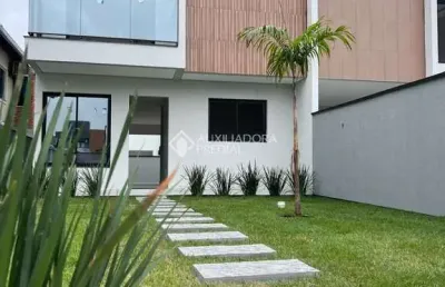 Casa com 4 quartos à venda na do jura, 1, ingleses do rio vermelho, florianópolis, 124 m2 por r$ 720.000