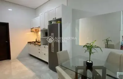 Casa com 2 quartos à venda na servidão estação lua clara, 156, são joão do rio vermelho, florianópolis, 70 m2 por r$ 500.000