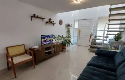 Casa com 2 quartos à venda na rua tenente silvestre rocha, 34, ribeirão da ilha, florianópolis, 100 m2 por r$ 890.000