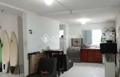 Casa com 3 quartos à venda na antônio paes, 683, paes leme, imbituba, 72 m2 por r$ 266.000