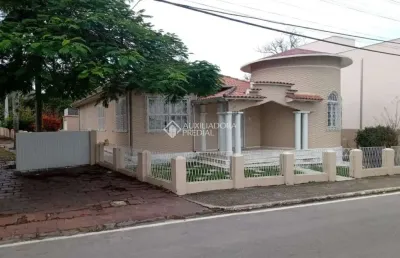 Casa com 4 quartos à venda na antônio bittencourt capanema, 858, 98541, centro, imaruí por r$ 1.700.000