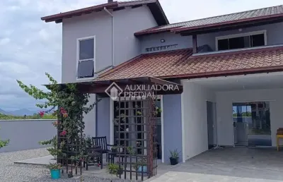 Casa com 2 quartos à venda na adílio borges, 02, alto arroio, imbituba, 140 m2 por r$ 720.000