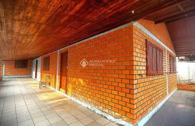 Casa com 1 quarto à venda na vereador laudelino antônio teixeira, 1033, campo duna, garopaba, 244 m2 por r$ 850.000
