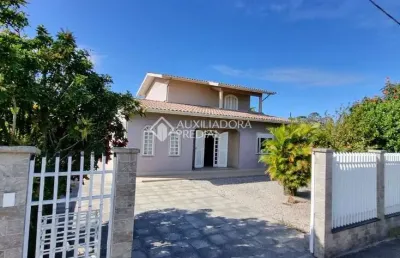 Casa com 4 quartos à venda na manoel antônio  cardoso, 120, araçatuba, imbituba, 340 m2 por r$ 790.000