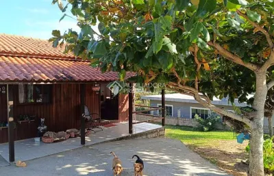 Casa com 2 quartos à venda na osmarina gonçalves carlsen, 480, ambrósio, garopaba, 48 m2 por r$ 700.000