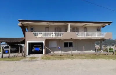 Casa com 7 quartos à venda na ismael lobo, 1064, centro, garopaba, 310 m2 por r$ 3.000.000