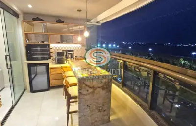 Apartamento lindíssimo, 4 quartos (3 suítes), frente mar, com 157m², mp