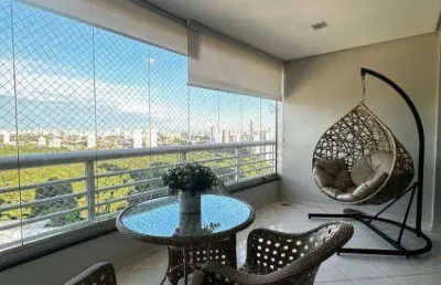 Elegância atemporal em seu apartamento de alto padrão.