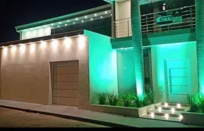Sobrado para alugar, 203 m² por r$ 5.500/mês - petrópolis - várzea grande/mt