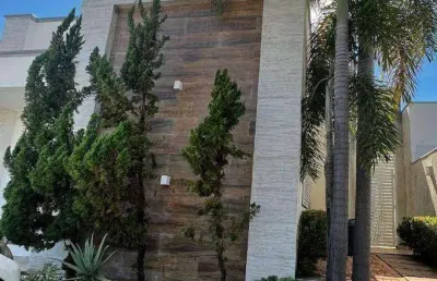 Casa em condomínio fechado com 4 quartos à venda no Centro Político Administrativo, Cuiabá 