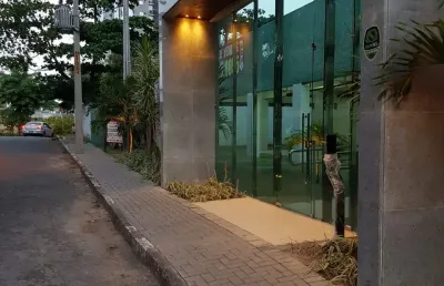 Apartamento pronto para morar com 3 quartos e varanda no bairro de casa amarela em recife.