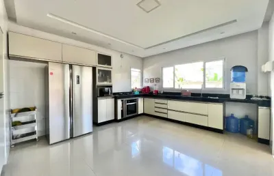 Vendo excelente casa duplex condomínio club green club ii com 4 suítes - parnamirim/rn