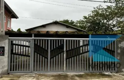 Casa com 2 quartos à venda na rua ágata, 17, cidade da criança, praia grande por r$ 280.000