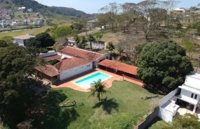 Casa com 5 quartos à venda no Lagoa, Macaé 