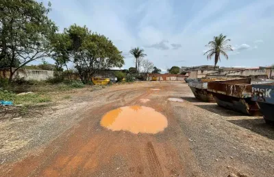 Terreno à venda no Goiás, Araguari 