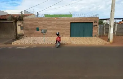 Casa com 3 quartos à venda no Beatriz, Araguari 