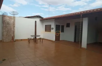 Casa com 3 quartos à venda no Paineiras, Araguari 