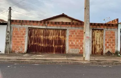 Casa com 2 quartos à venda na Fátima, Araguari 