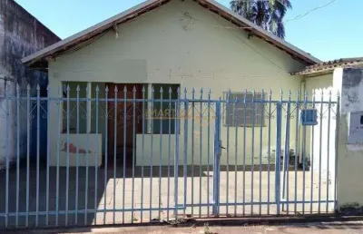 Casa com 1 quarto à venda no Bosque, Araguari 