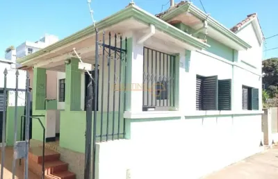 Casa com 3 quartos à venda no Centro, Araguari 