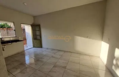 Casa à venda no bairro portal de fátima ii - araguari/mg