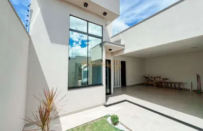 Casa com 3 quartos à venda na 1, 35, Sibipiruna, Araguari