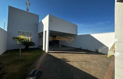 Casa à venda no bairro jardim interlagos ii - araguari/mg