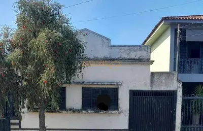 Casa com 2 quartos à venda no Centro, Araguari 