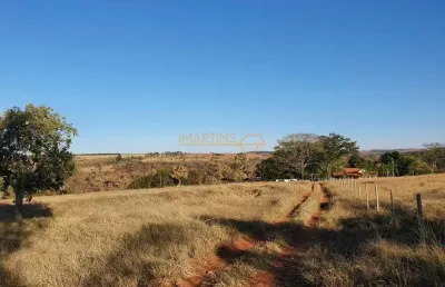 Fazenda à venda na Área Rural de Araguari, Araguari 