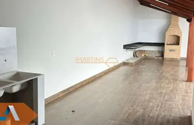 Casa com 3 quartos à venda na 1, 1, Sibipiruna, Araguari