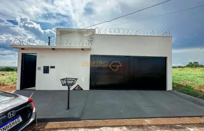 Casa com 3 quartos à venda na Avenida Principal - Rua O - João Batista Campos, 180, Bosque, Araguari