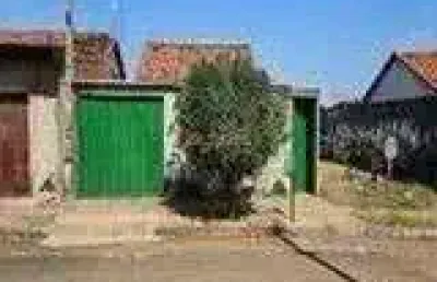 Casa com 2 quartos à venda no Brasília, Araguari 