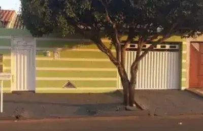 Casa à venda no bairro residencial madri - araguari/mg