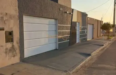 Casa com 4 quartos à venda no Bosque, Araguari 