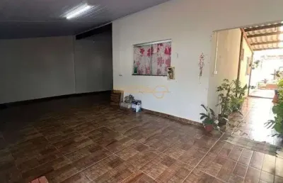 Casa com 2 quartos à venda na Fátima, Araguari 