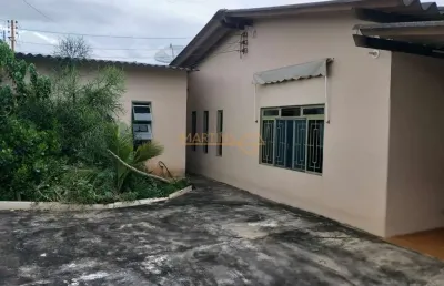 Casa com 3 quartos à venda no Sibipiruna, Araguari 