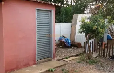 Casa com 3 quartos à venda na Área Rural de Araguari, Araguari 