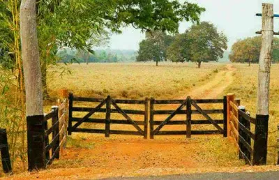 Fazenda à venda na Área Rural de Araguari, Araguari 