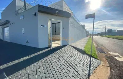 Casa com 3 quartos à venda no Conjunto Ouro Verde, Araguari 