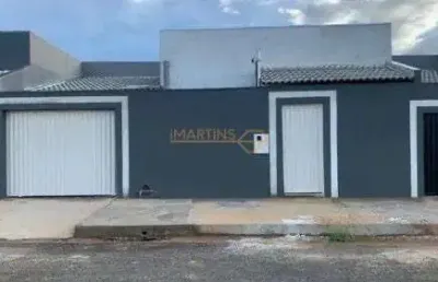 Casa com 2 quartos à venda no Vieno, Araguari 