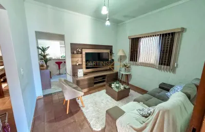 Casa com 3 quartos à venda na 1, 35, Miranda, Araguari