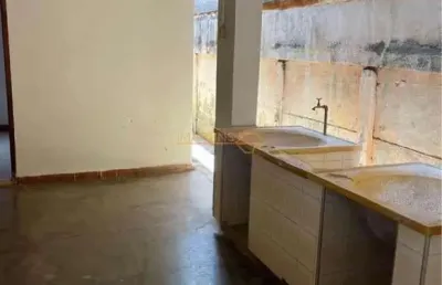 Casa com 3 quartos à venda na Praça Gaioso Neves, Goiás, Araguari