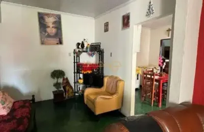 Casa com 2 quartos à venda na Praça Gaioso Neves, Fátima, Araguari