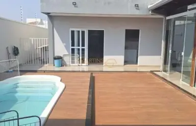 Casa à venda no bairro jardim interlagos iii - araguari/mg